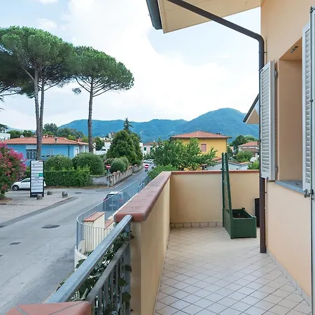 Casa Di Luca * Lucca